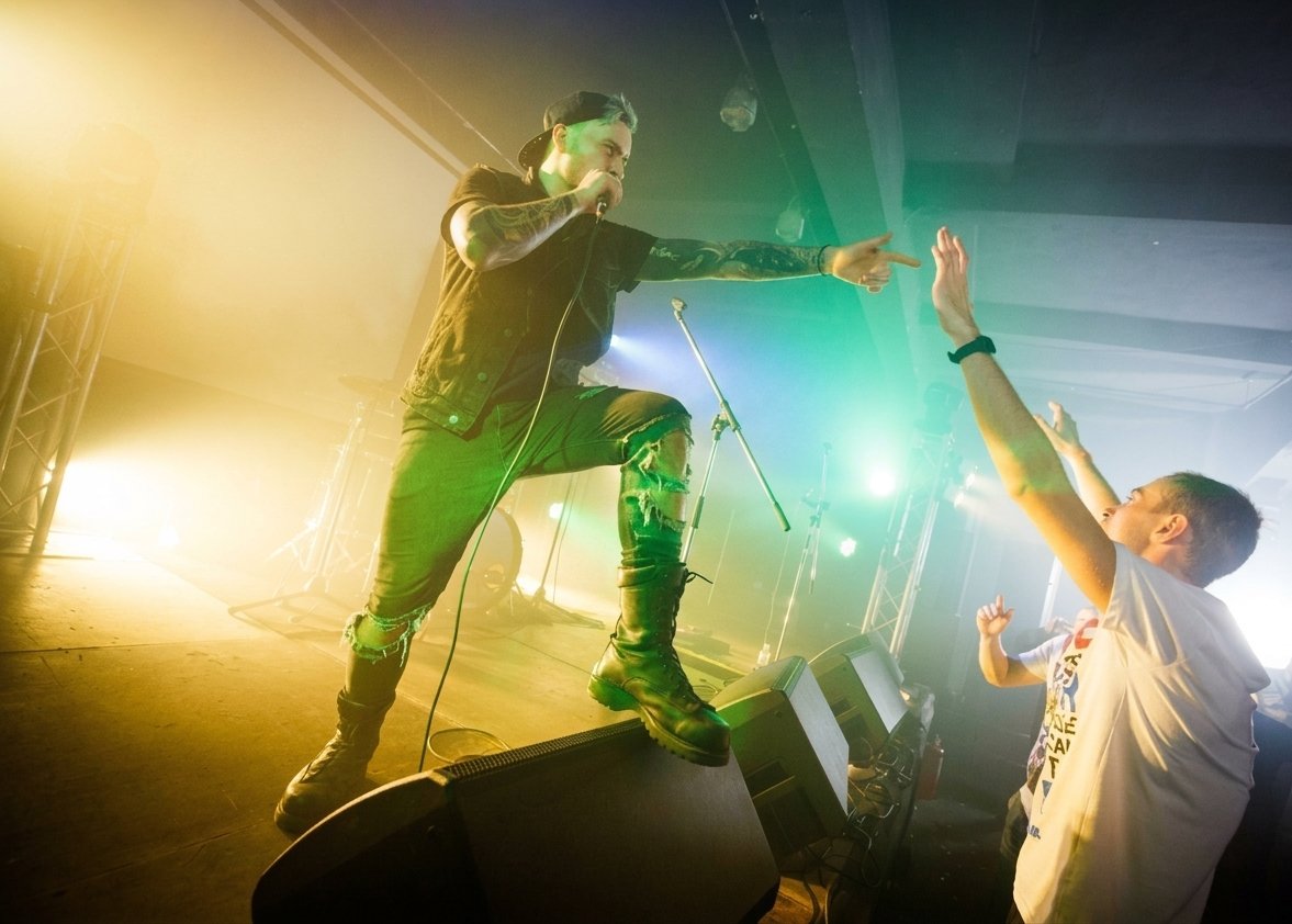 GRAVITY Cover Band live on stage