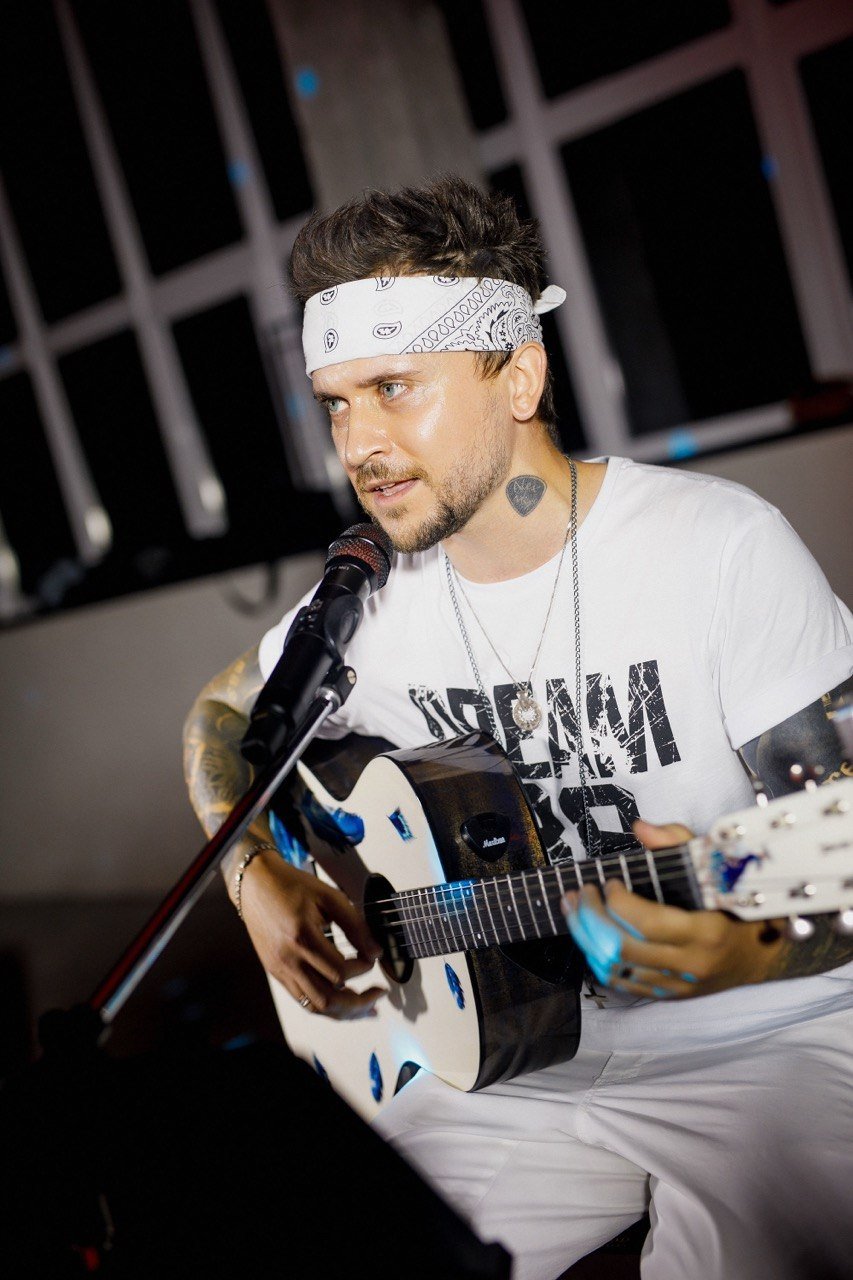 Acoustic